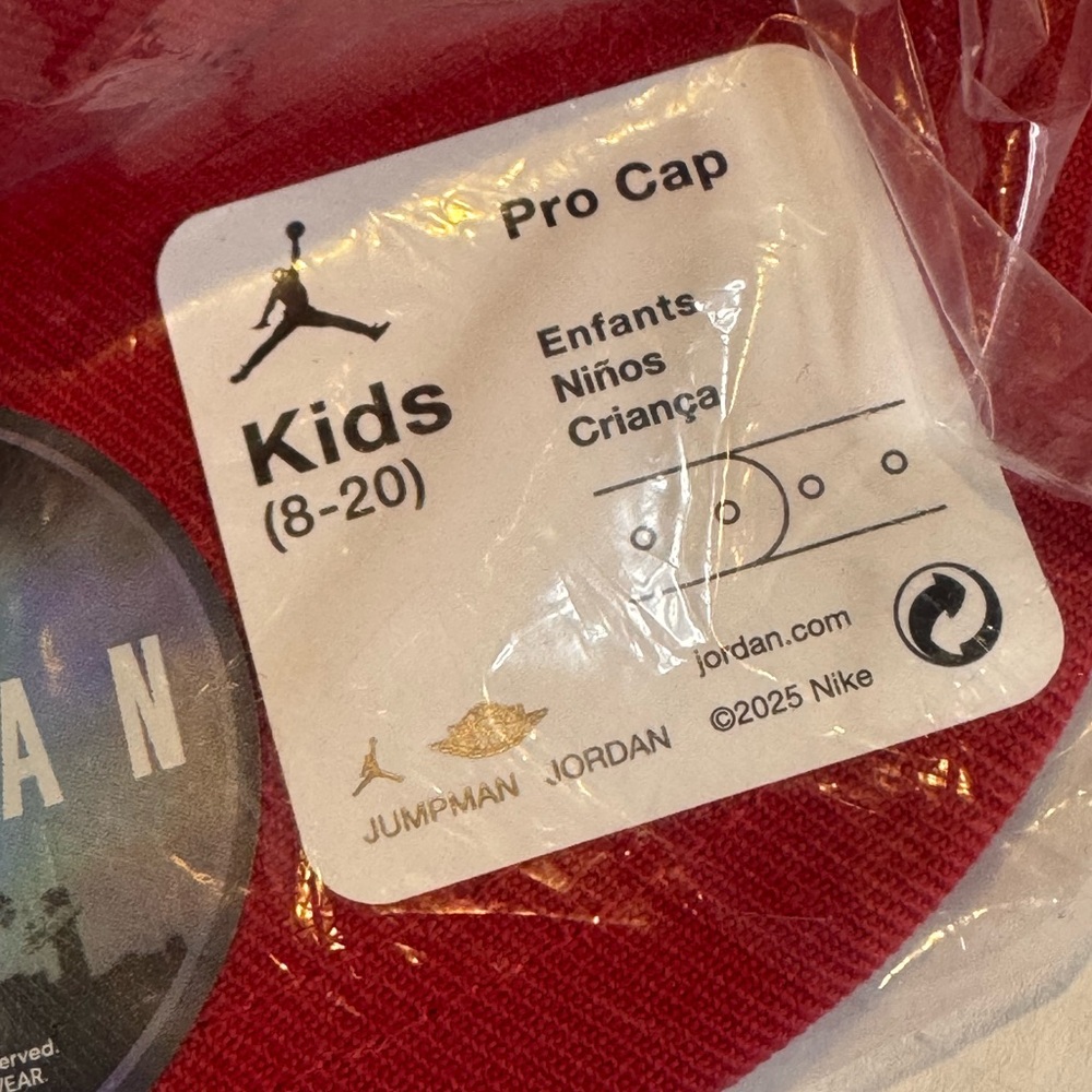 Jordan Kids/Adult Red Pro Cap - Picture 2 of 6